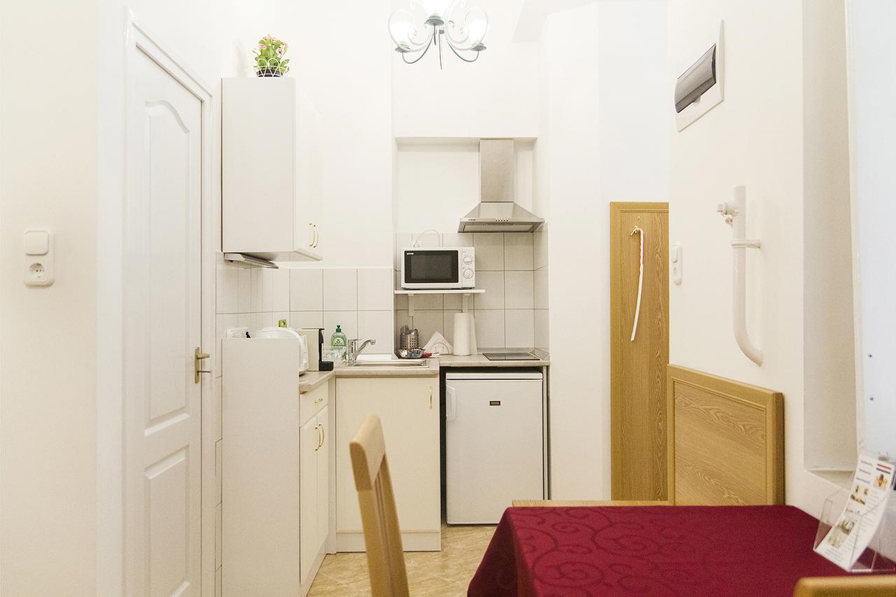 Authentic Akacfa Apartment — Fotók 3